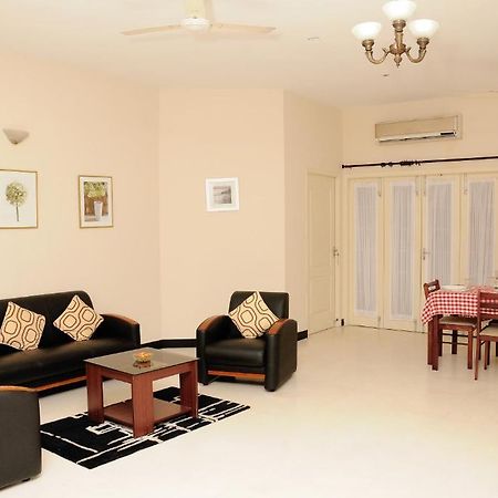 Executive Comfort Alwarpet Chennai Exterior foto