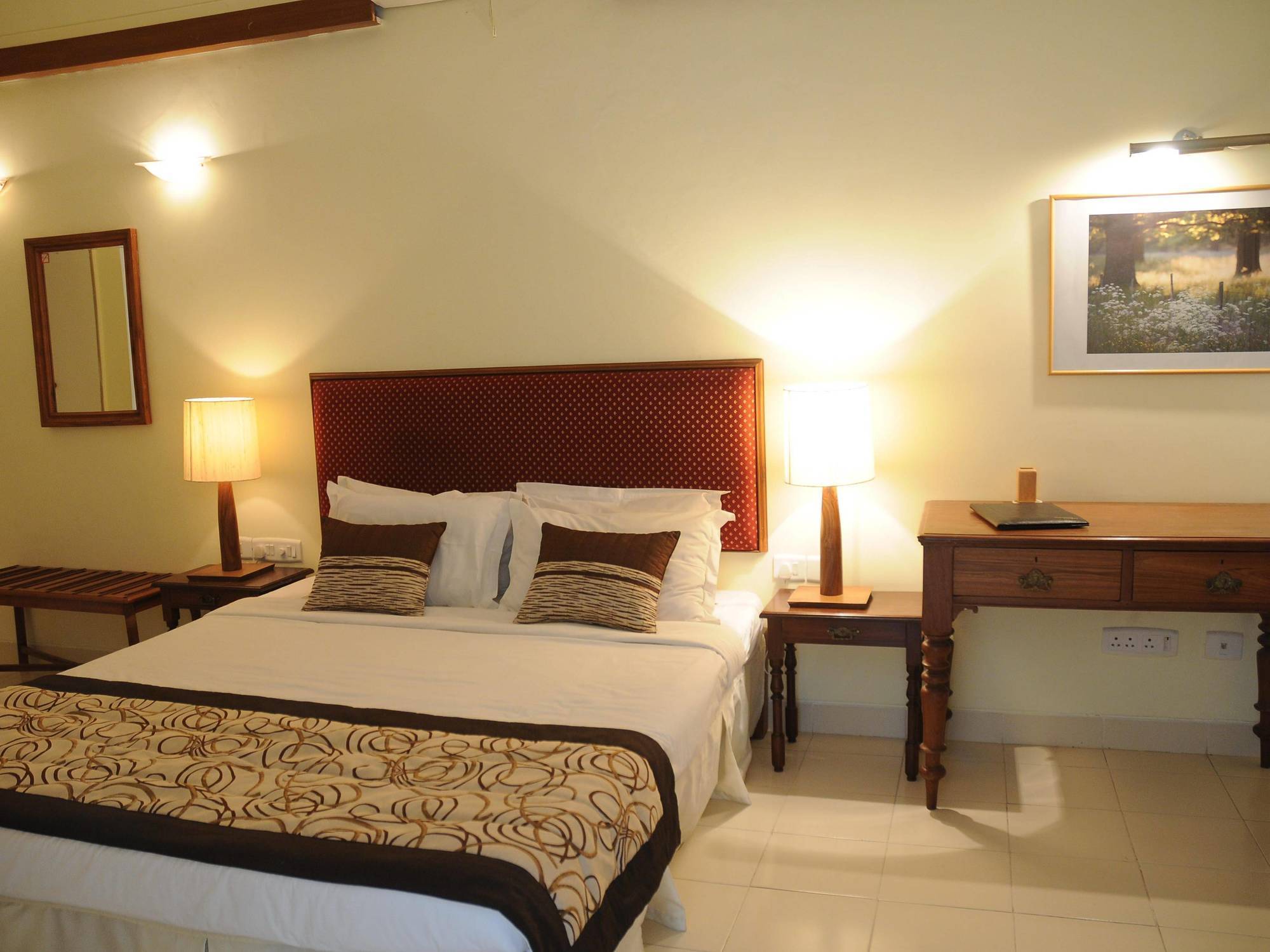 Executive Comfort Alwarpet Chennai Exterior foto